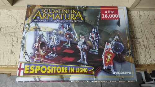Espositore per soldatini - espositore,
